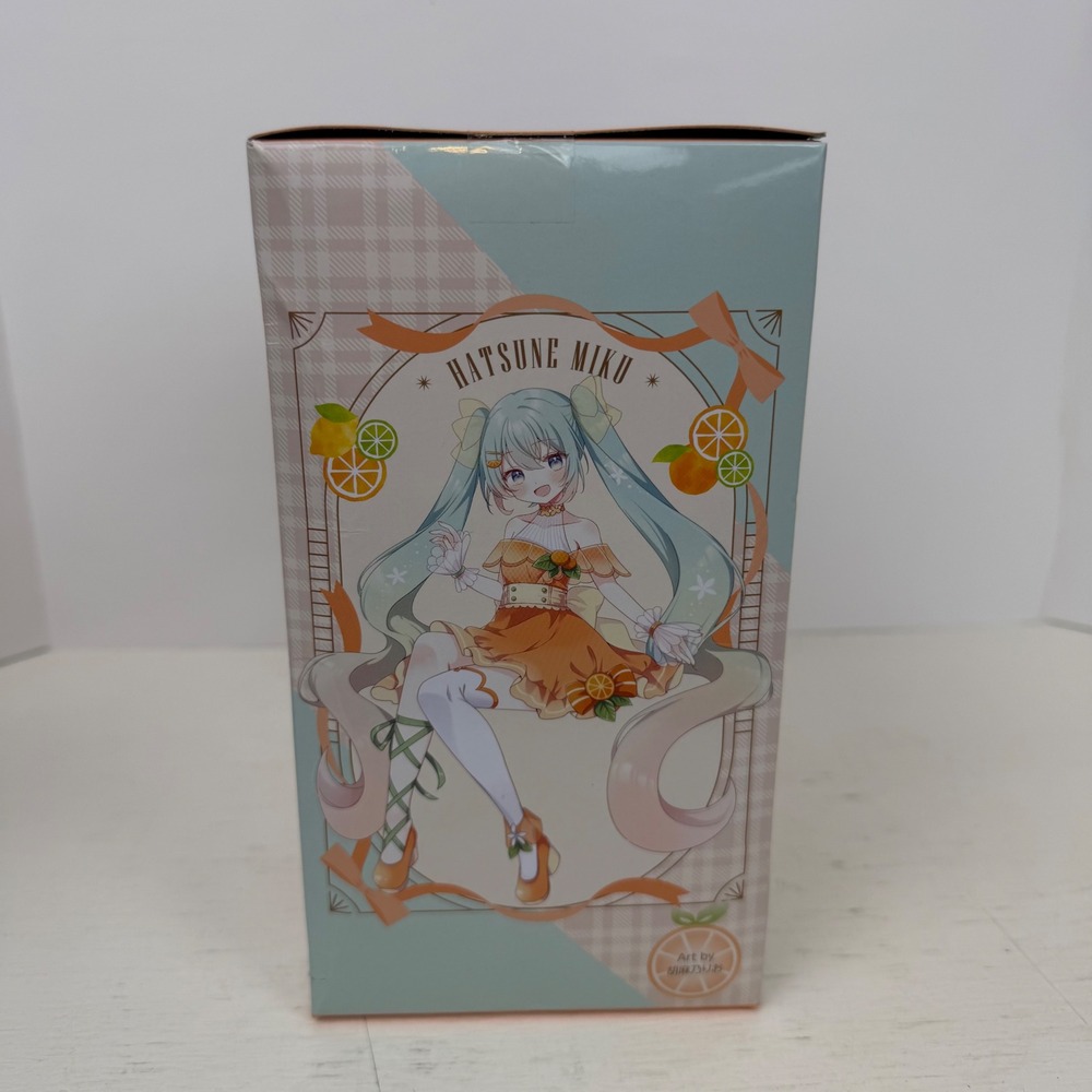 FuRyu Hatsune Miku Noodle Stopper Figure Citrus Ver Vocaloid Orange Dress NEW - Picture 4 of 7